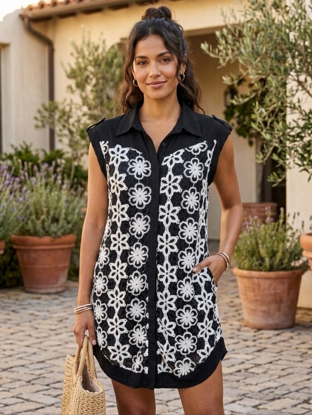 Ciebon Women's Size M Black White Floral Crochet Lace Tunic Dress